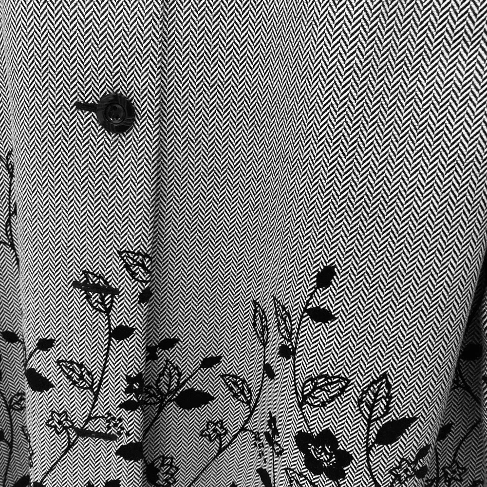 Alfred Dunner Herringbone Blazer - Picture 4 of 5